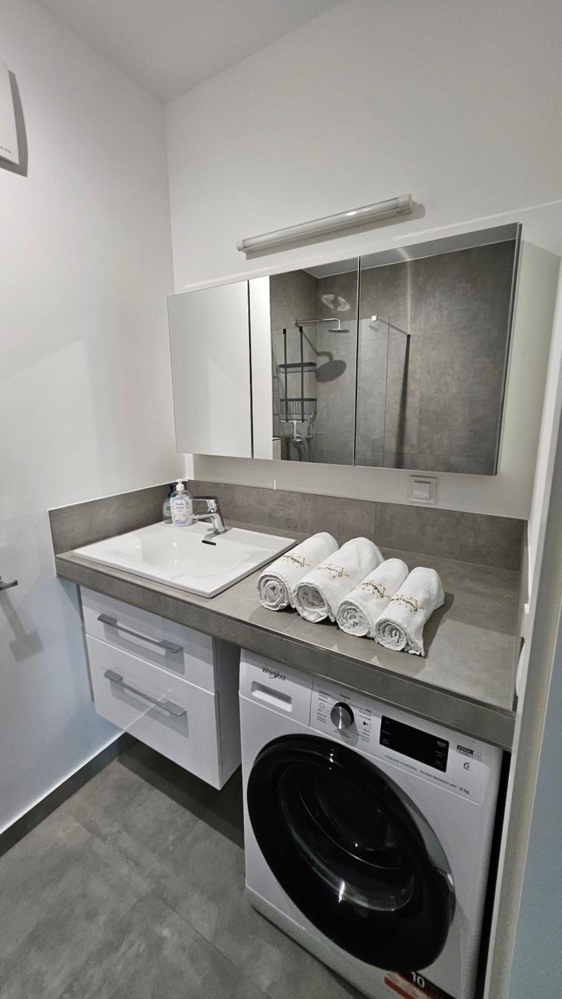 Apartament Bulgarska 60M2-3 Pokoje-Piekny Widok-13 Pietro 24H Check In Poznań Buitenkant foto